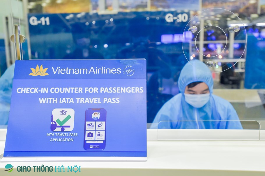 Chuyến bay đầu tiên của Việt Nam ứng dụng hộ chiếu vaccine Covid-19 - Ảnh 1