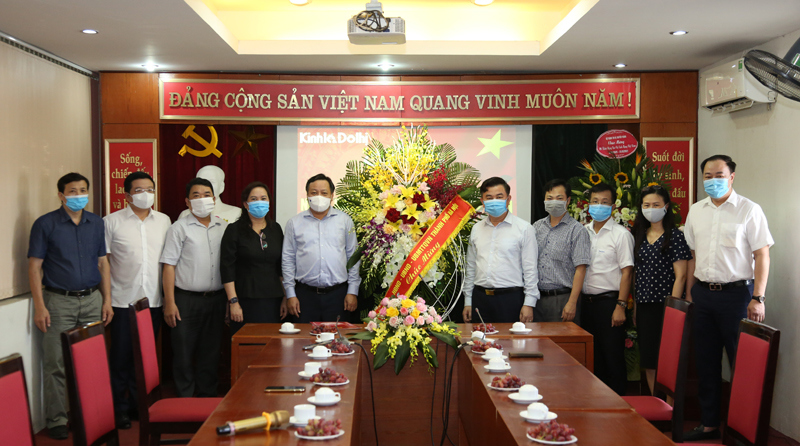 Nhiều cơ quan, đơn vị chúc mừng báo Kinh tế & Đô thị nhân Ngày Báo chí Cách mạng Việt Nam 21/6 - Ảnh 1