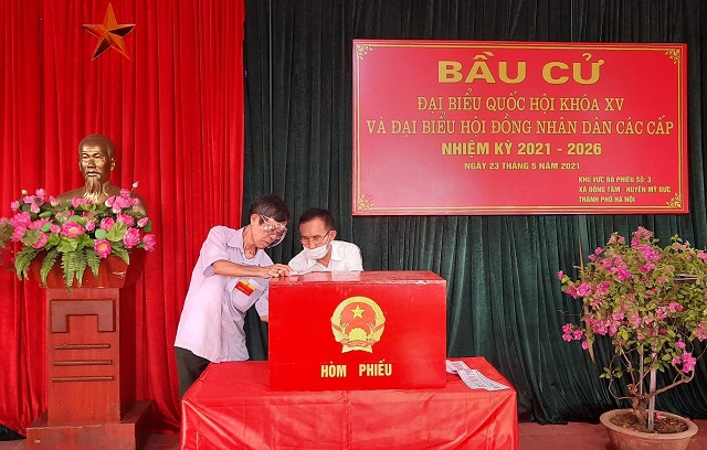 Hơn 5,4 triệu cử tri Thủ đô Hà Nội náo nức đi bầu cử đại biểu Quốc hội và HĐND các cấp nhiệm kỳ 2021 - 2026 - Ảnh 92
