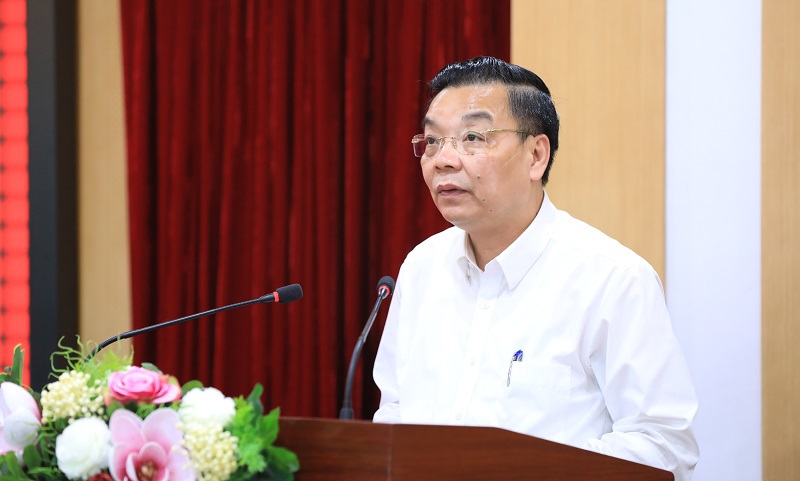 Chủ tịch UBND TP Chu Ngọc Anh và các ứng cử viên đại biểu HĐND TP Hà Nội tiếp xúc cử tri quận Đống Đa - Ảnh 2