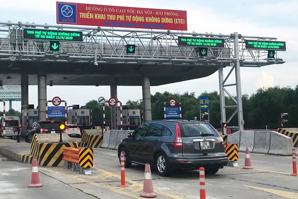 Tăng cường kiểm soát xe quá tải trên cao tốc Hà Nội - Hải Phòng - Ảnh 1
