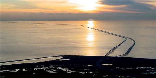 Chiêm ngưỡng những cây cầu vượt biển dài nhất thế giới - Ảnh 4
