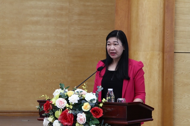 Các ứng cử viên đại biểu HĐND TP Hà Nội tiếp xúc cử tri quận Tây Hồ - Ảnh 4