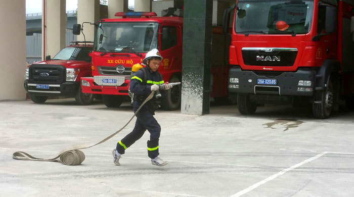 Hình ảnh rèn luyện thường nhật của lính cứu hỏa Hà Nội - Ảnh 7