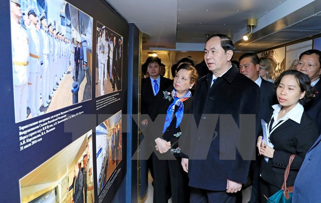Chủ tịch nước và đoàn đại biểu Việt Nam thăm Chiến hạm Rạng Đông - Ảnh 3
