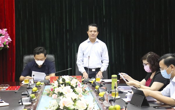 Chủ nhiệm Ủy ban Kiểm tra Thành ủy Hà Nội Hoàng Trọng Quyết kiểm tra công tác chuẩn bị thi vào lớp 10 tại Gia Lâm - Ảnh 1