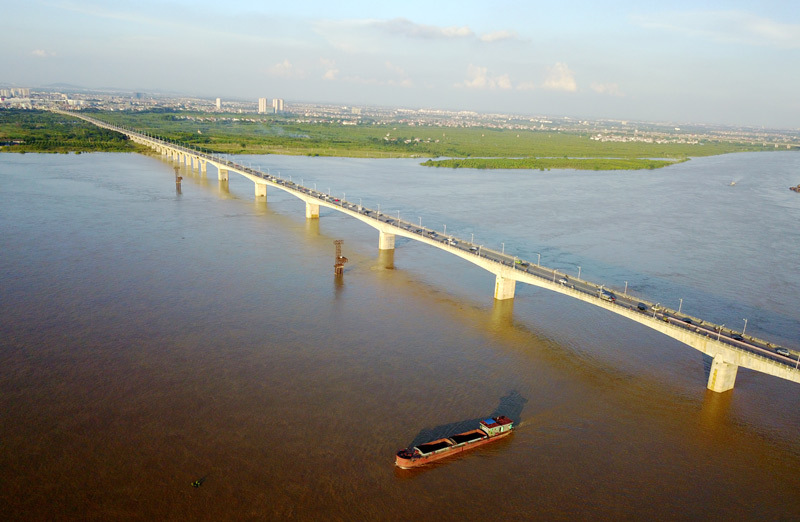 Chiêm ngưỡng vẻ đẹp cầu Vĩnh Tuy từ trên cao - Ảnh 5