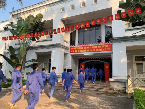 Hà Nội: 7 cơ sở cai nghiện ma túy, học viên đi bỏ phiếu đạt tỷ lệ 100% - Ảnh 1
