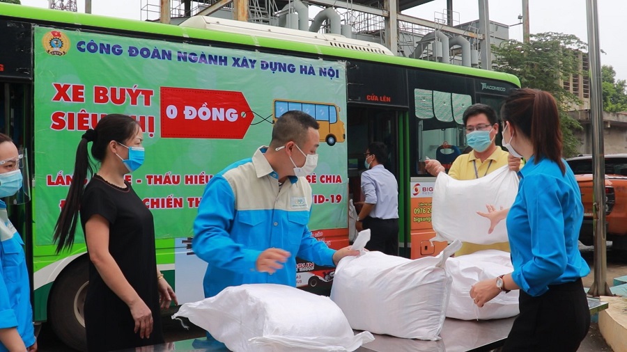 Hà Nội: Hơn 450 người lao động ngành xây dựng được nhận túi "An sinh Công đoàn" - Ảnh 3