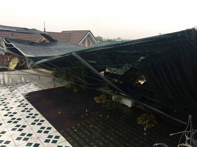 Toàn cảnh bão số 10 tàn phá miền Trung, Hà Tĩnh - Quảng Bình thiệt hại nặng nề - Ảnh 41