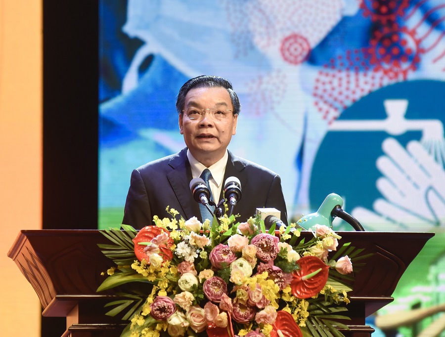 Chủ tịch UBND TP Chu Ngọc Anh: Cùng hành động vì quyết tâm mỗi người dân Thủ đô được tiêm vaccine ngừa Covid-19 - Ảnh 1
