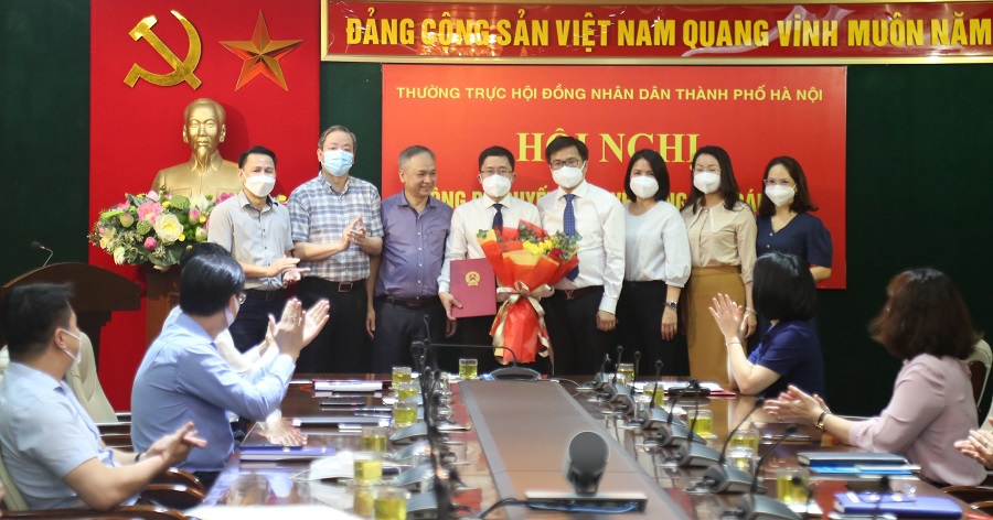 Văn phòng Đoàn đại biểu Quốc hội và HĐND TP Hà Nội có tân Phó Chánh Văn phòng - Ảnh 2
