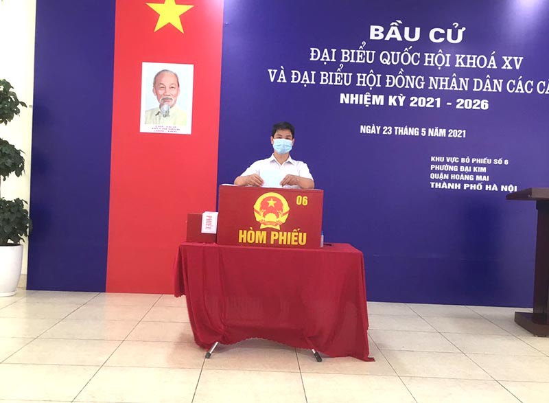 Quận Hoàng Mai: Cử tri Tổ dân phố số 34, phường Đại Kim phấn khởi thực hiện quyền bầu cử - Ảnh 9