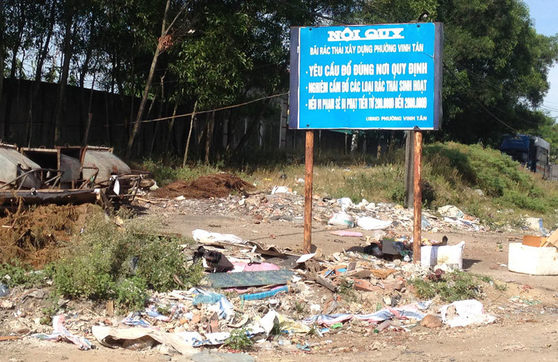 TP Vinh (Nghệ An): Lãng phí tiền tỷ từ các bãi rác thải xây dựng - Ảnh 4