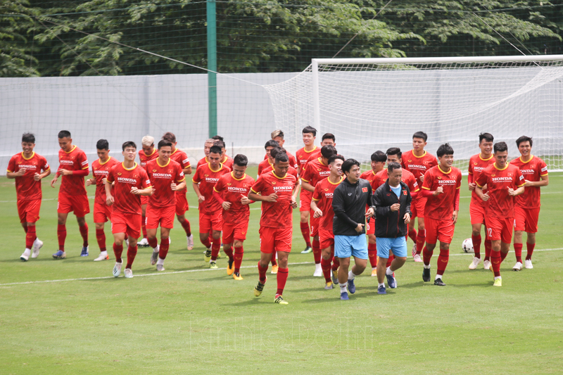 Công bố danh sách 29 cầu thủ đội tuyển Việt Nam thi đấu vòng loại World Cup 2022 - Ảnh 1