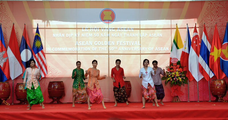 Lễ hội Vàng ASEAN tại Hà Nội: Tràn đầy tình đoàn kết hữu nghị - Ảnh 6