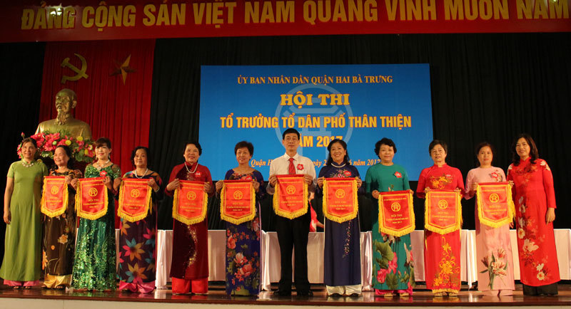 Quận Hai Bà Trưng tổ chức Hội thi “Tổ trưởng Tổ dân phố thân thiện” năm 2017 - Ảnh 1