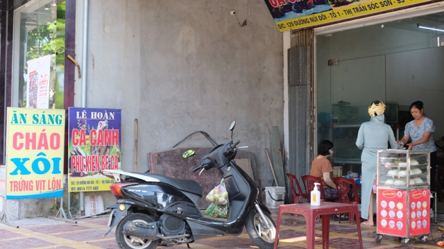 Huyện Sóc Sơn: Hàng quán ăn uống chấp hành nghiêm quy định phòng, chống dịch Covid-19 - Ảnh 4