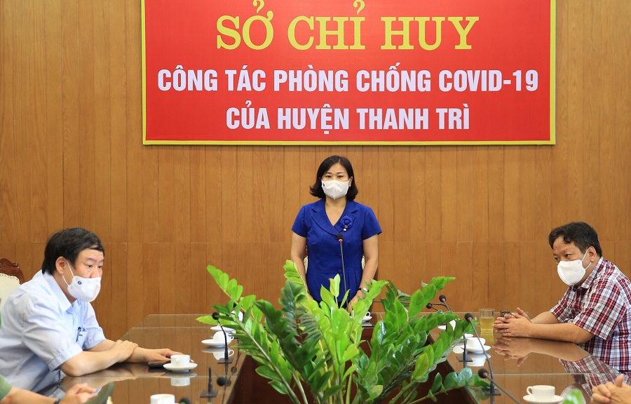 Phó Bí thư Thường trực Thành ủy Nguyễn Thị Tuyến: Thanh Trì cần “khóa chặt” nguồn lây, không để dịch bệnh lây lan trong cộng đồng - Ảnh 1