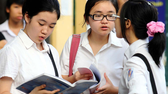43 trường THPT công lập ở Hà Nội tuyển bổ sung học sinh lớp 10 - Ảnh 1
