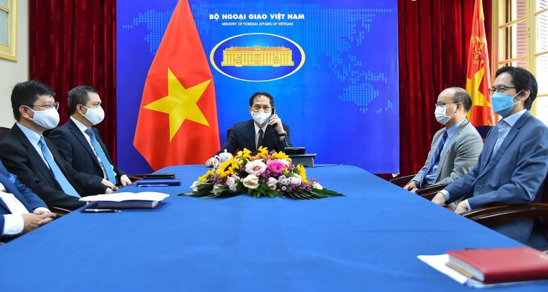 Hoa Kỳ sẽ hỗ trợ Việt Nam tiếp cận vaccine ngừa Covid-19 - Ảnh 1
