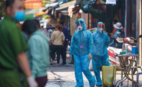Thêm 10 bệnh nhân Covid-19 ở TP Hồ Chí Minh chưa rõ nguồn lây - Ảnh 1