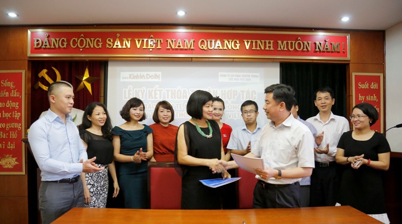 Báo Kinh tế & Đô thị ký kết hợp tác với Công ty Sắc màu Việt Nam - Ảnh 2