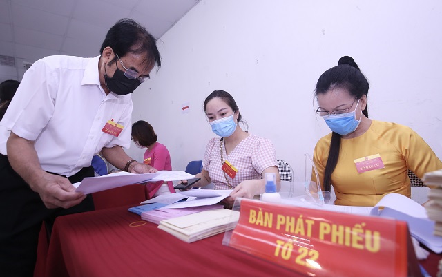 Hơn 5,4 triệu cử tri Thủ đô Hà Nội náo nức đi bầu cử đại biểu Quốc hội và HĐND các cấp nhiệm kỳ 2021 - 2026 - Ảnh 85