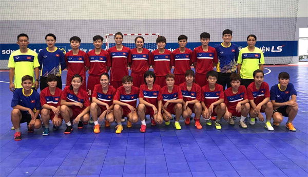 Tuyển Futsal nữ Quốc gia lên đường tập huấn tại Nhật Bản - Ảnh 1