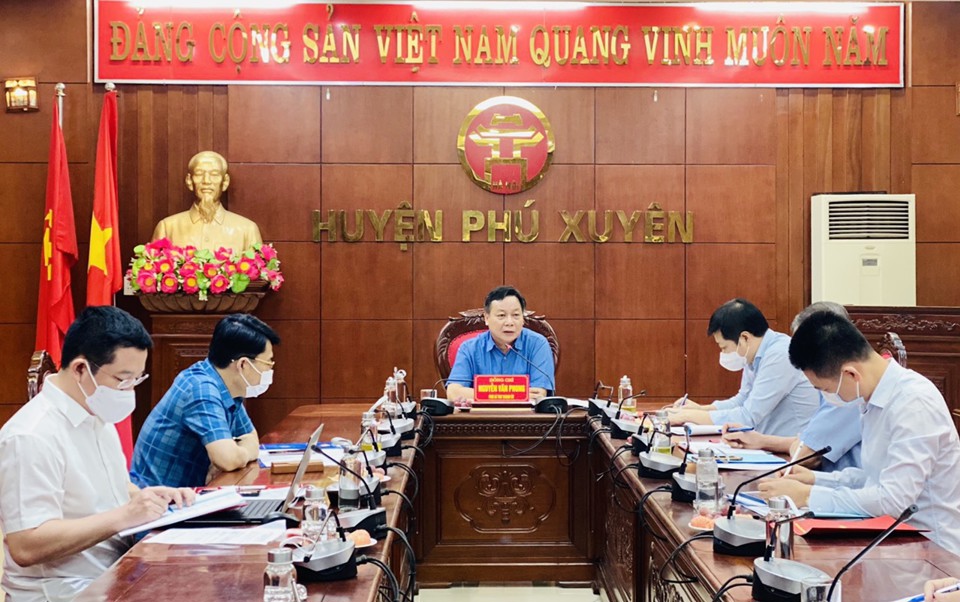 Phó Bí thư Thành ủy Hà Nội Nguyễn Văn Phong: Huyện Phú Xuyên triển khai ngay phương án mở rộng khu cách ly - Ảnh 2