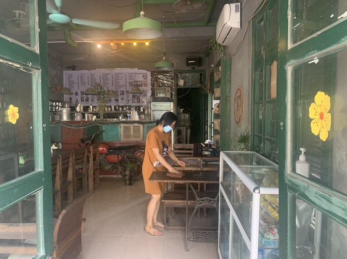 Huyện Quốc Oai: Hàng quán trầm lắng trong ngày đầu mở cửa đón khách trở lại - Ảnh 1
