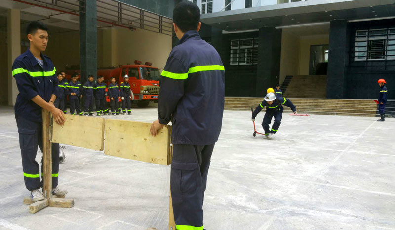 Hình ảnh rèn luyện thường nhật của lính cứu hỏa Hà Nội - Ảnh 3