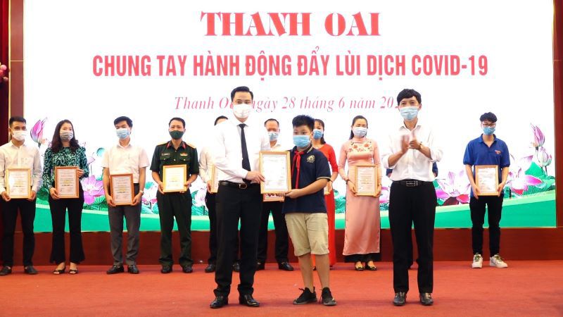 Huyện Thanh Oai: Hơn 11 tỷ đồng ủng hộ Quỹ vaccine phòng chống Covid-19 - Ảnh 2