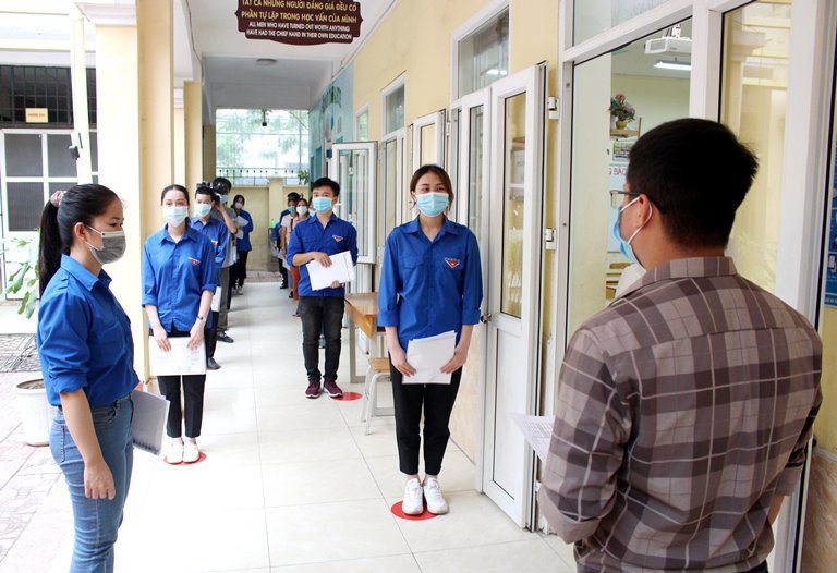 Công tác tổ chức kỳ thi vào lớp 10 của quận Hoàng Mai được chuẩn bị chu đáo, bài bản - Ảnh 3