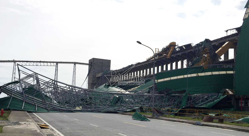 Siêu bão đánh sập kho than nhà máy nhiệt điện Formosa - Ảnh 2