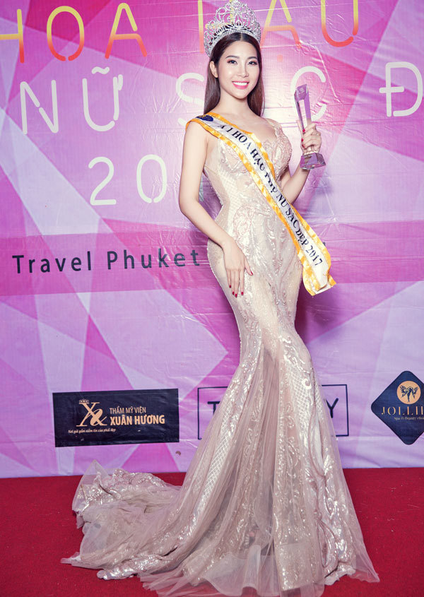 Mỹ nhân Hà Nội xuất sắc đăng quang Hoa hậu Phụ nữ Sắc đẹp 2017 - Ảnh 9