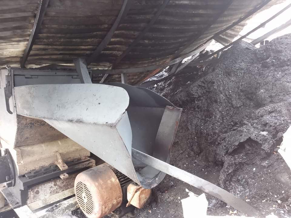 Cháy lớn tại xưởng tái chế nhựa ở Triều Khúc - Ảnh 2