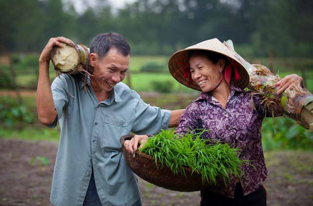 Những khoảnh khắc đẹp khi đàn ông Việt chia sẻ công việc gia đình - Ảnh 2