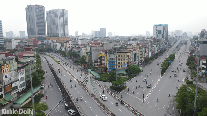 Giao thông đô thị ở Hà Nội: Giải pháp từ góc nhìn đa chiều - Ảnh 2