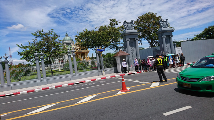 Ghi nhận quản lý giao thông ở một số TP hiện đại:Bài 2: Thái Lan đề cao tính văn minh khi tham gia giao thông - Ảnh 3