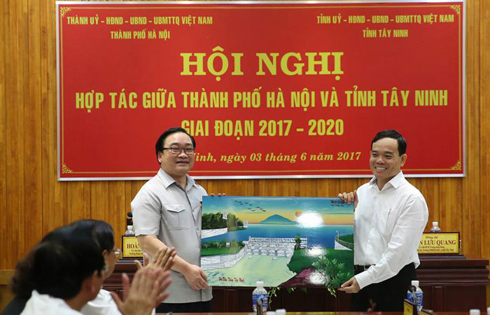 Hà Nội-Tây Ninh hợp tác chặt chẽ nhiều lĩnh vực quan trọng - Ảnh 2