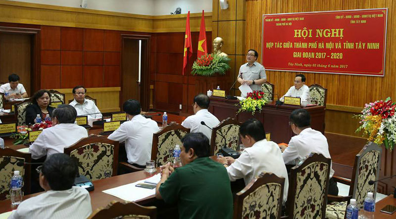Hà Nội-Tây Ninh hợp tác chặt chẽ nhiều lĩnh vực quan trọng - Ảnh 1