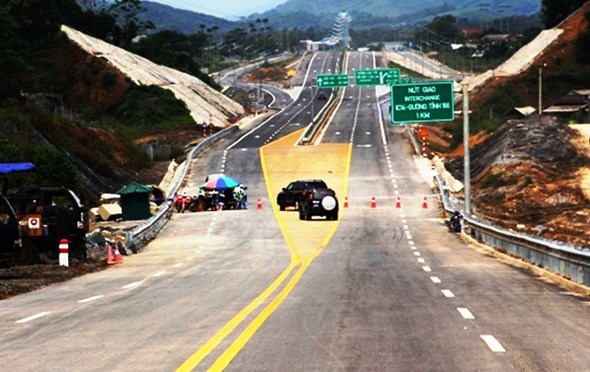 Cao tốc Nội Bài - Lào Cai sắp được nối dài đến tỉnh Hà Giang - Ảnh 1