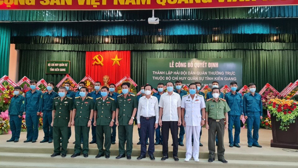 Kiên Giang: Thành lập Hải đội Dân quân thường trực thực hiện nhiệm vụ bảo vệ chủ quyền biển đảo - Ảnh 2