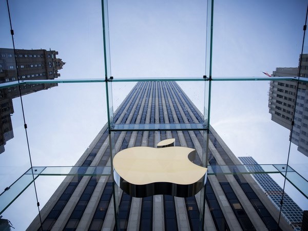 Apple chính thức khai trương cửa hàng đầu tiên tại Đông Nam Á - Ảnh 1