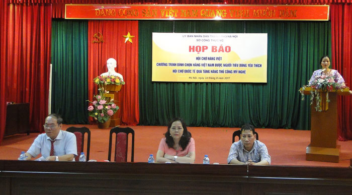 Hội chợ hàng Việt hỗ trợ doanh nghiệp quảng bá sản phẩm - Ảnh 1