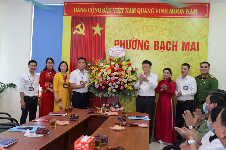 Quận Hai Bà Trưng: Các phường bắt tay ngay vào thực hiện nhiệm vụ của chính quyền đô thị - Ảnh 3