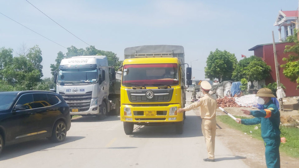 Bắc Giang: Phát hiện lái xe container dương tính với SARS-CoV-2 - Ảnh 2