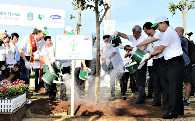 Vinamilk trồng hơn 110.000 cây xanh tại Vũng Tàu - Ảnh 6