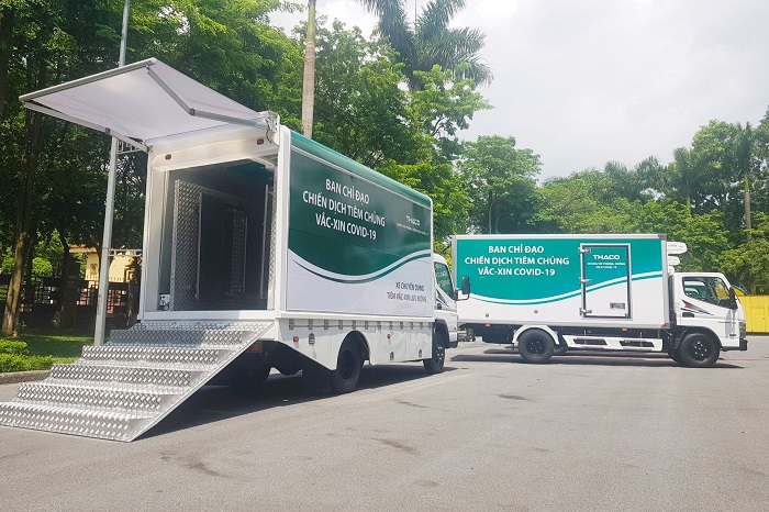 THACO tài trợ 126 xe chuyên dụng vận chuyển vaccine và xe tiêm chủng lưu động - Ảnh 1